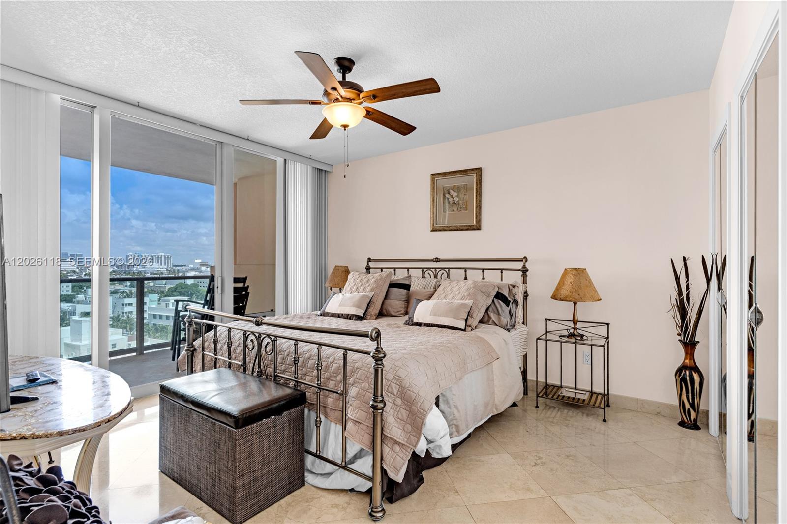 1455 Ocean Dr #1106, Miami Beach FL 33139