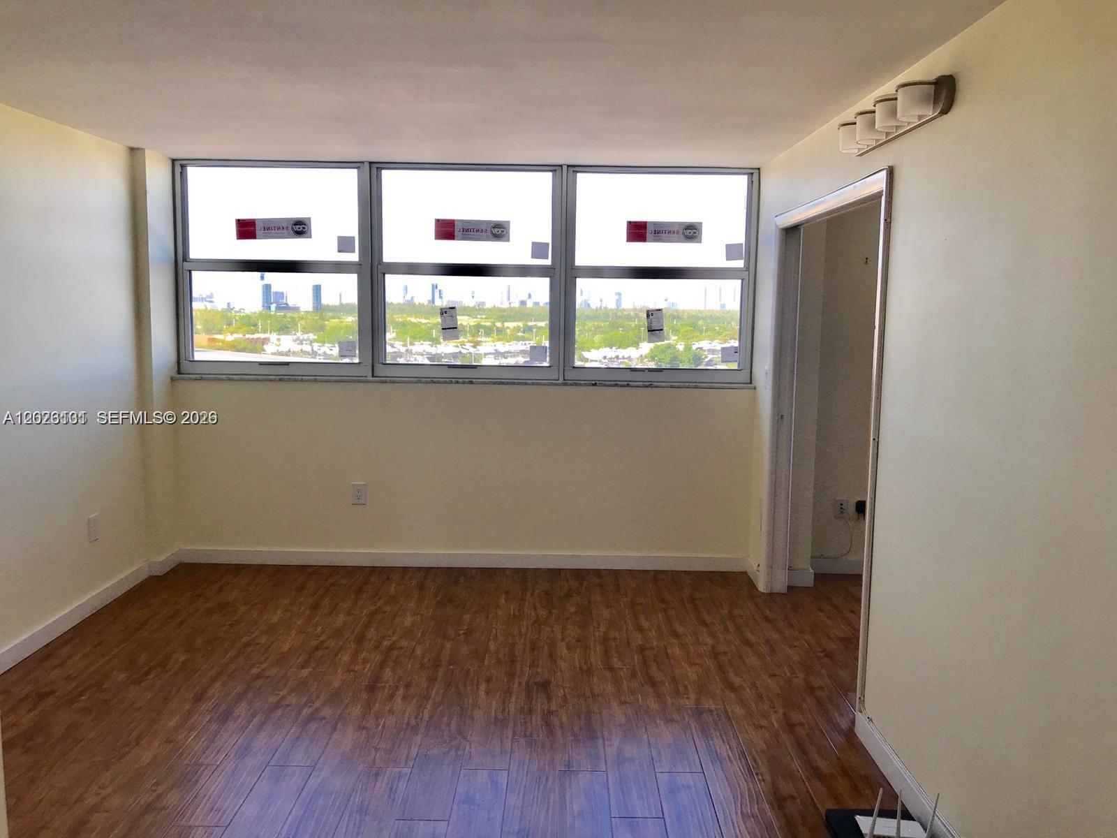 13155 Ixora Ct #907, North Miami FL 33181