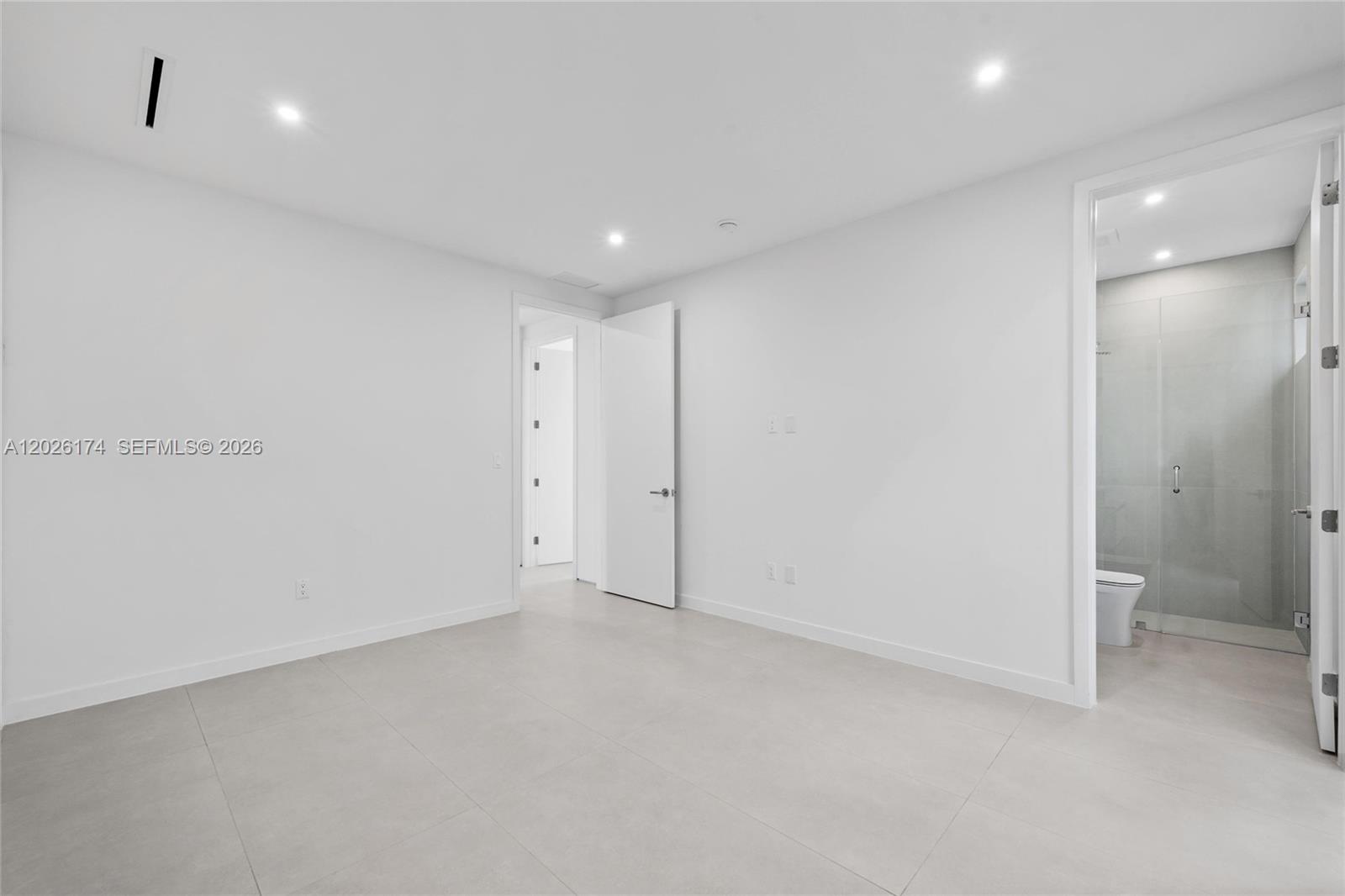 2980 SW 2nd St, Miami FL 33135