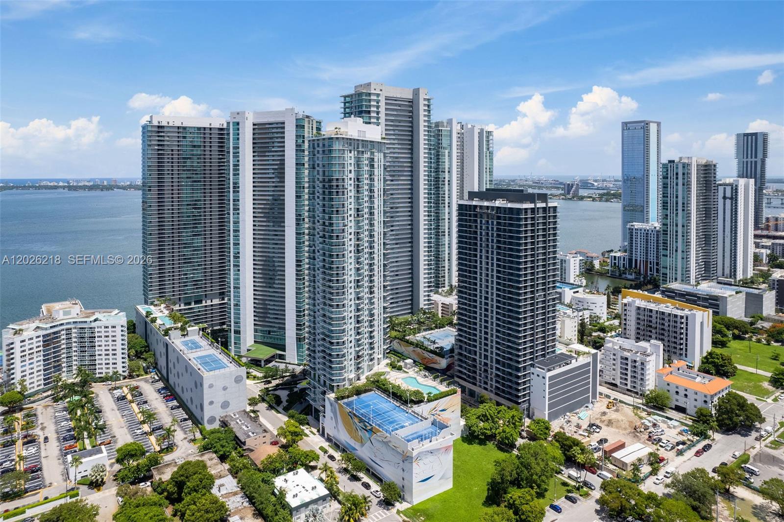 650 NE 32nd St #3808, Miami FL 33137