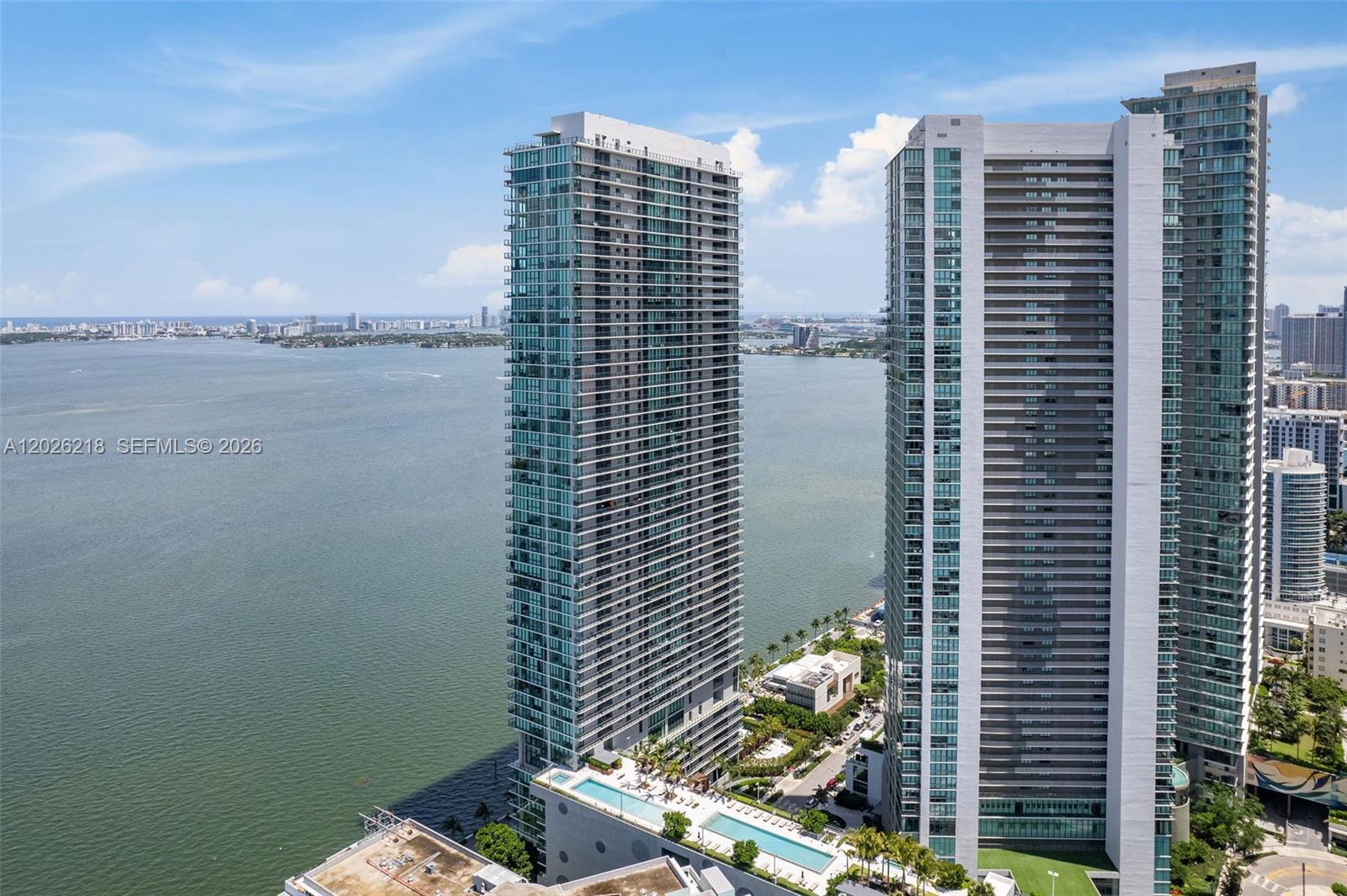 650 NE 32nd St #3808, Miami FL 33137