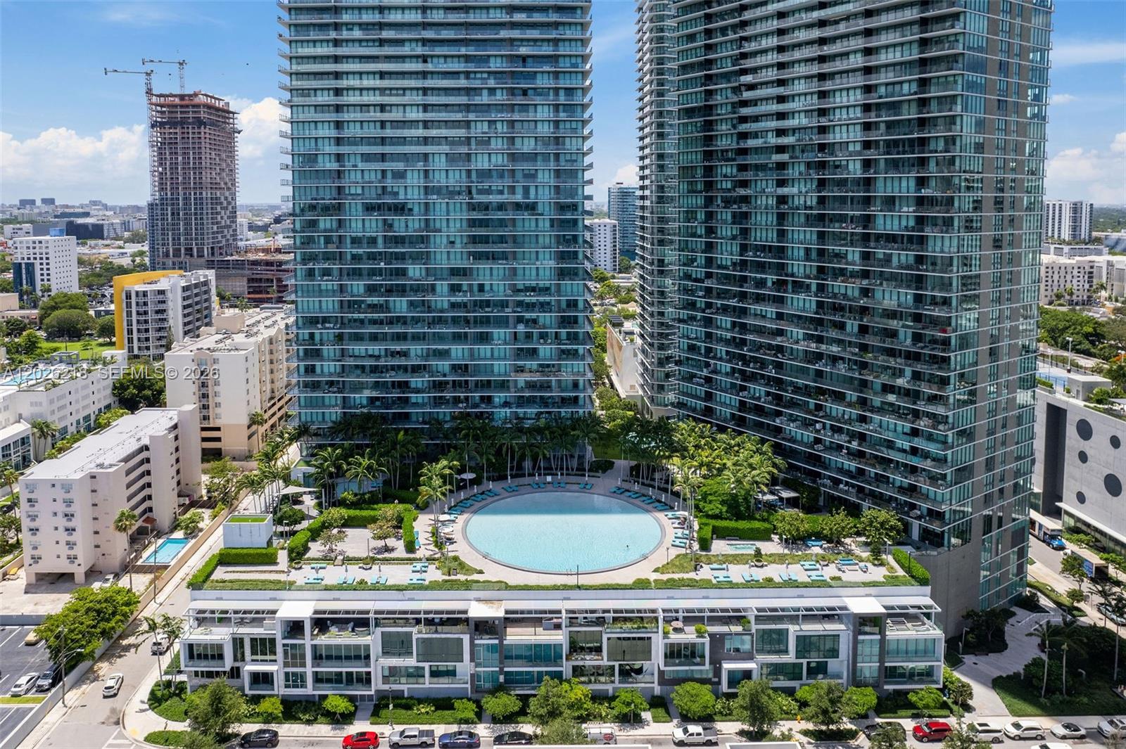 650 NE 32nd St #3808, Miami FL 33137