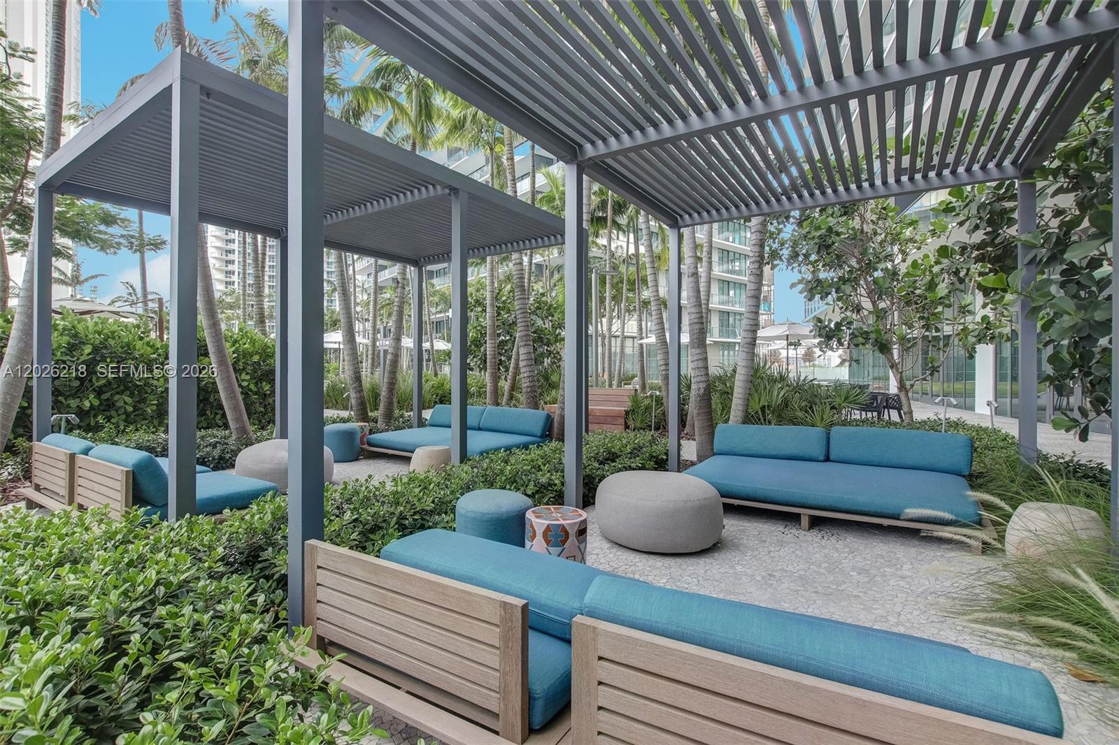 650 NE 32nd St #3808, Miami FL 33137