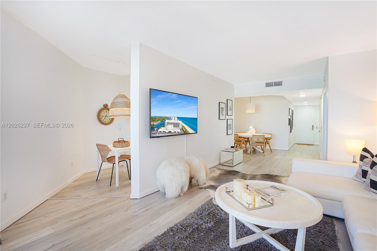 4779 Collins Ave #2908, Miami Beach FL 33140