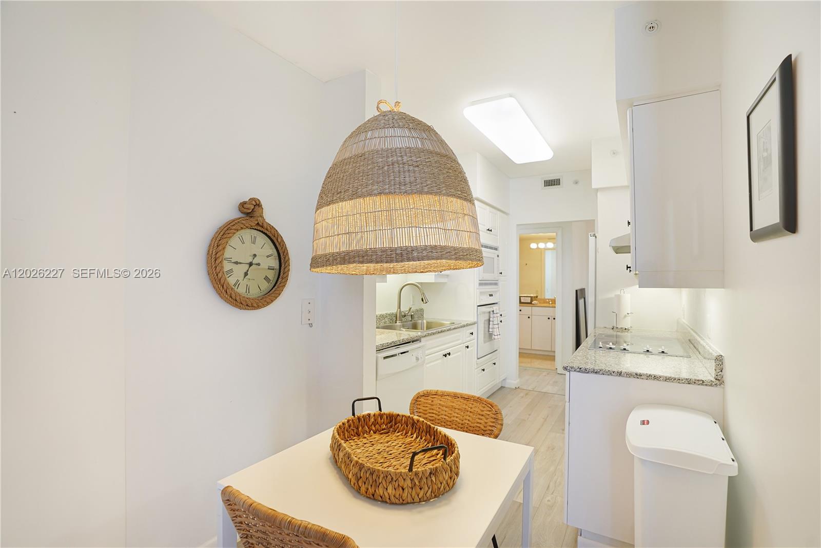 4779 Collins Ave #2908, Miami Beach FL 33140