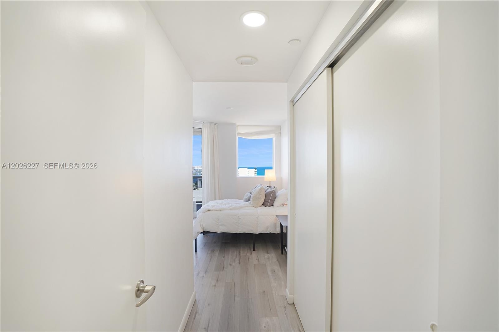 4779 Collins Ave #2908, Miami Beach FL 33140