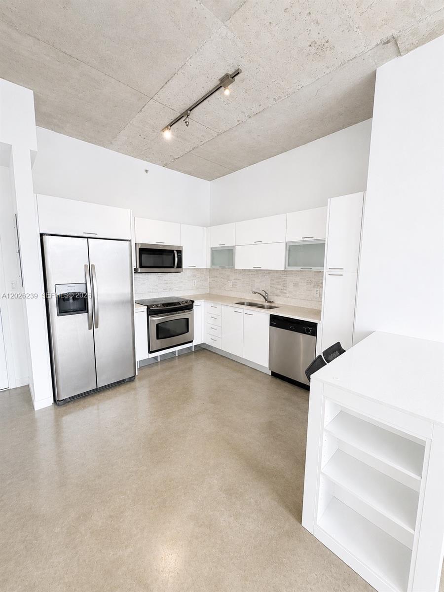 133 NE 2nd Ave #2311, Miami FL 33132