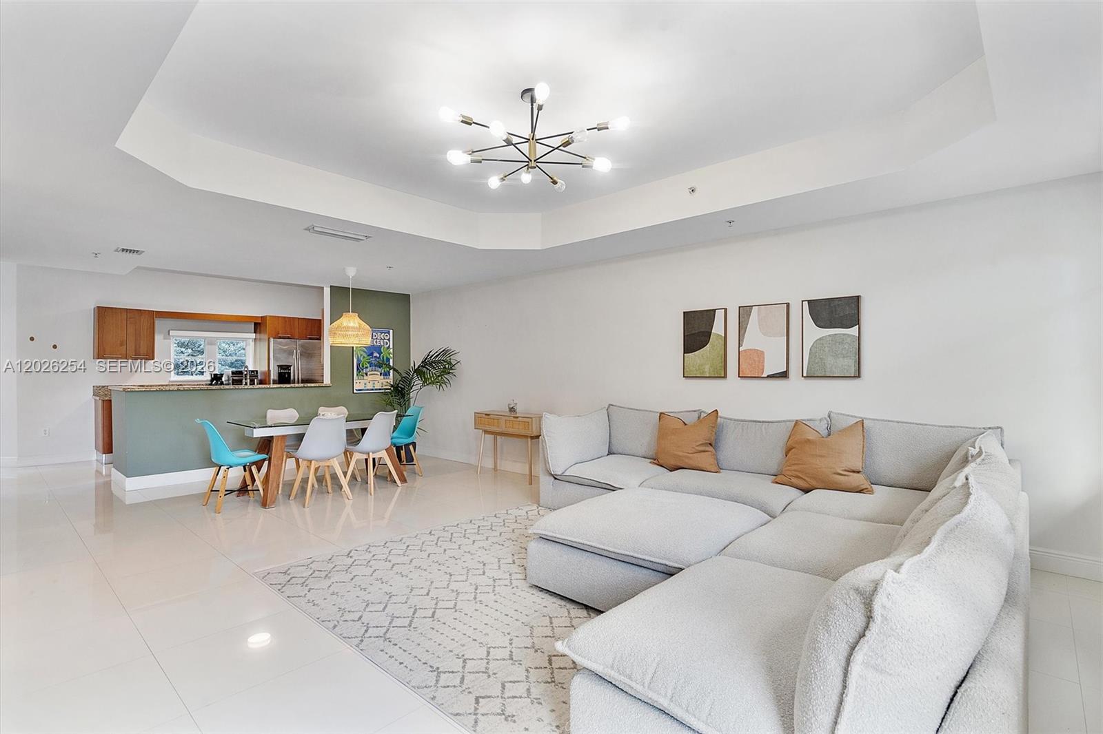 2704 NE 184th Ter, Aventura FL 33160