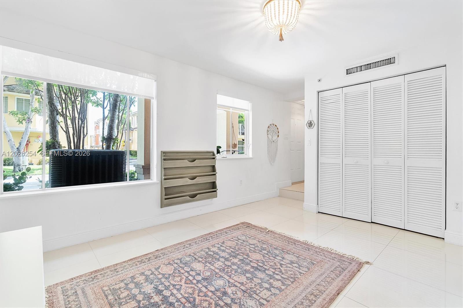 2704 NE 184th Ter, Aventura FL 33160