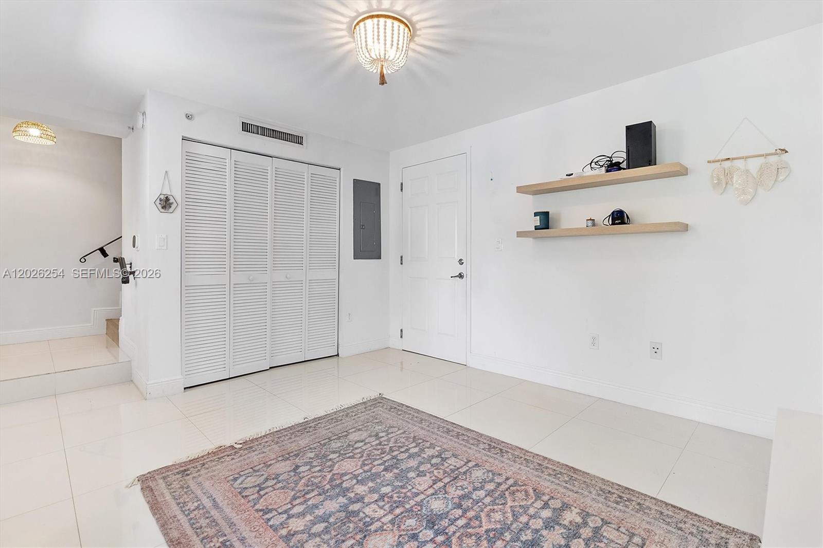 2704 NE 184th Ter, Aventura FL 33160