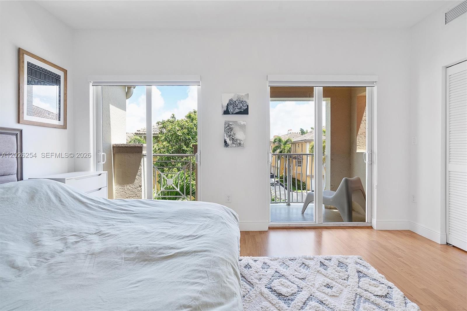2704 NE 184th Ter, Aventura FL 33160