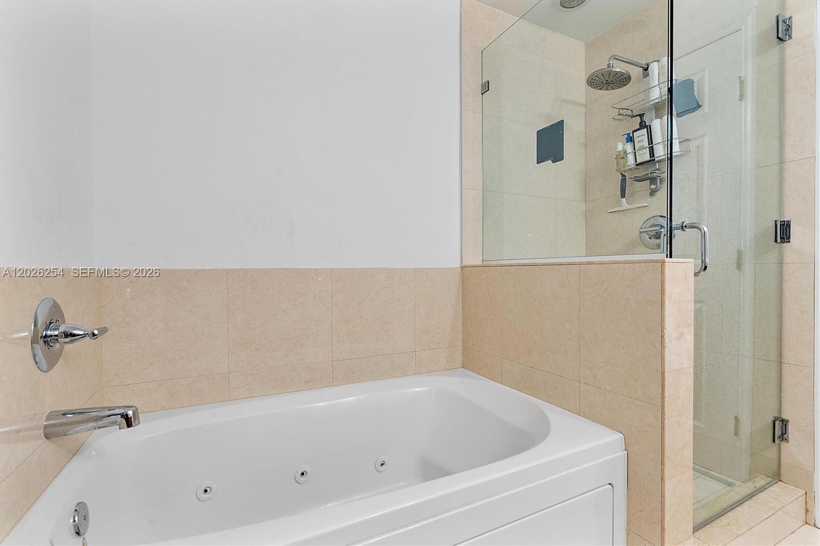 2704 NE 184th Ter, Aventura FL 33160