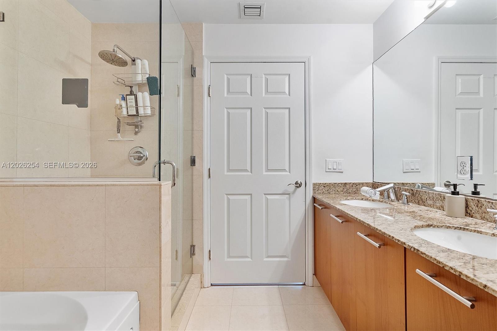 2704 NE 184th Ter, Aventura FL 33160
