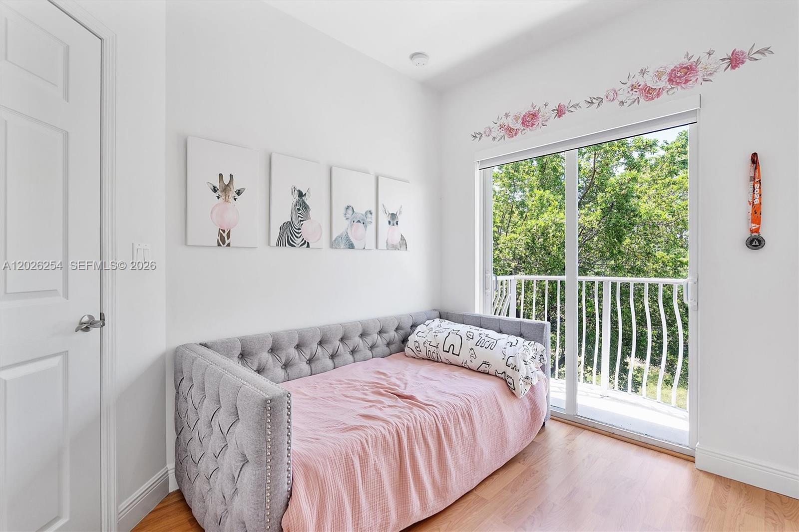 2704 NE 184th Ter, Aventura FL 33160