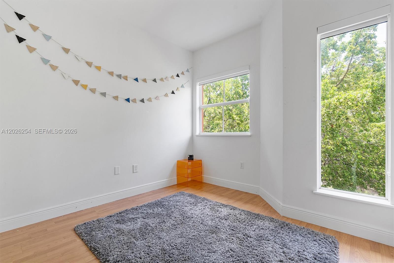 2704 NE 184th Ter, Aventura FL 33160