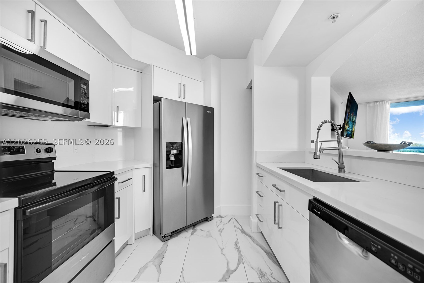 9201 Collins Ave #821, Surfside FL 33154