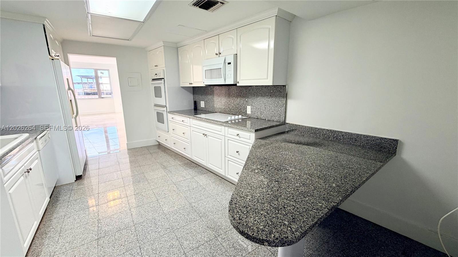 Miami Beach FL 33140 - A12026264