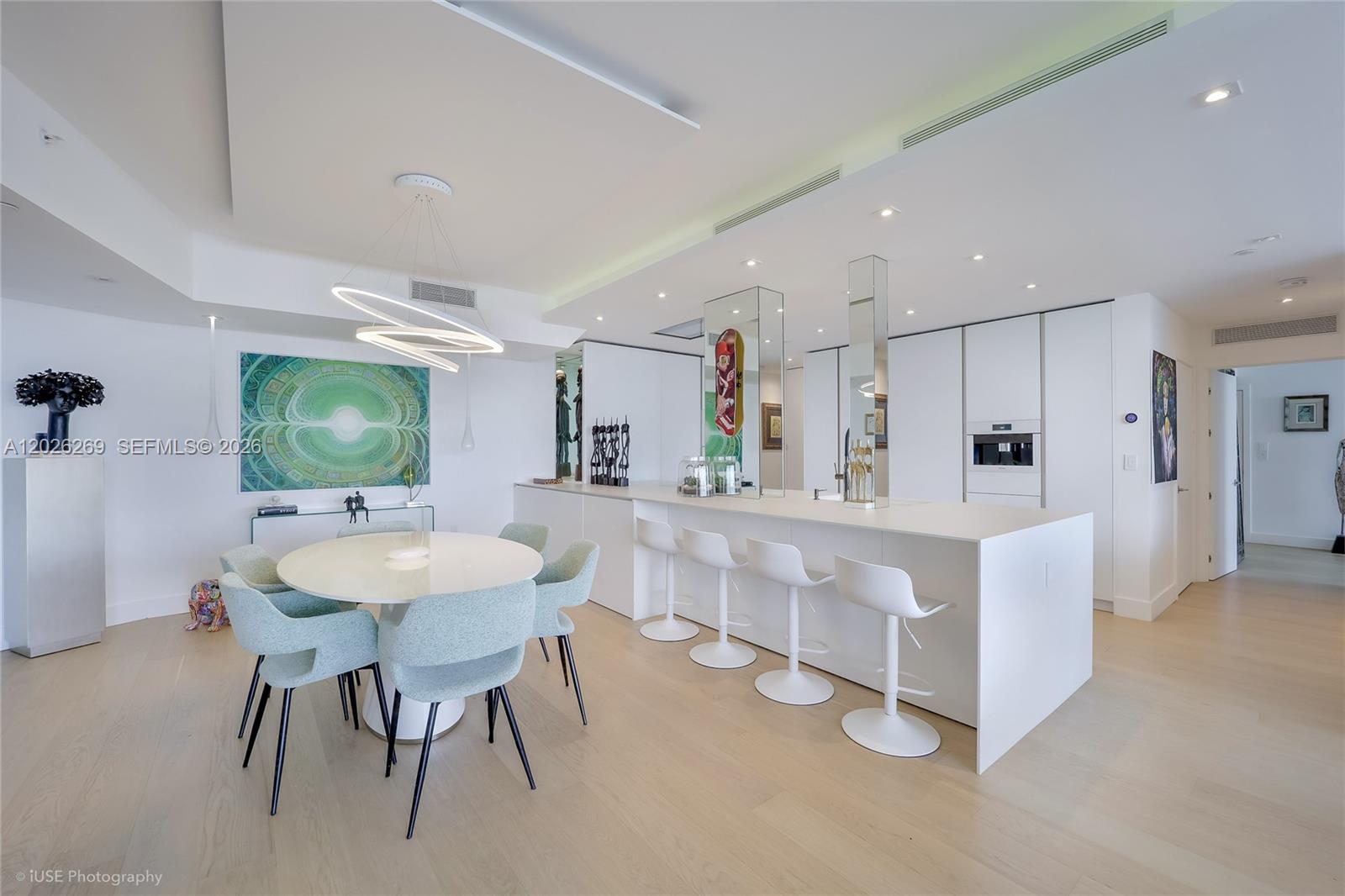 400 Alton Rd #1506, Miami Beach FL 33139