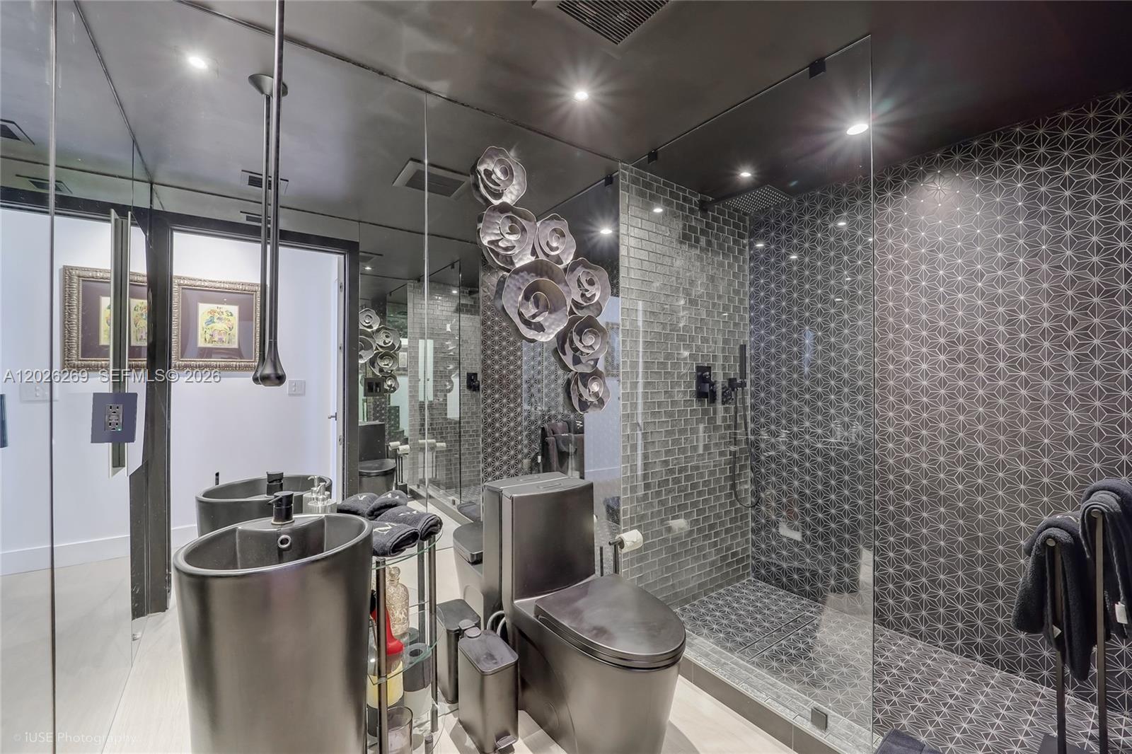 400 Alton Rd #1506, Miami Beach FL 33139