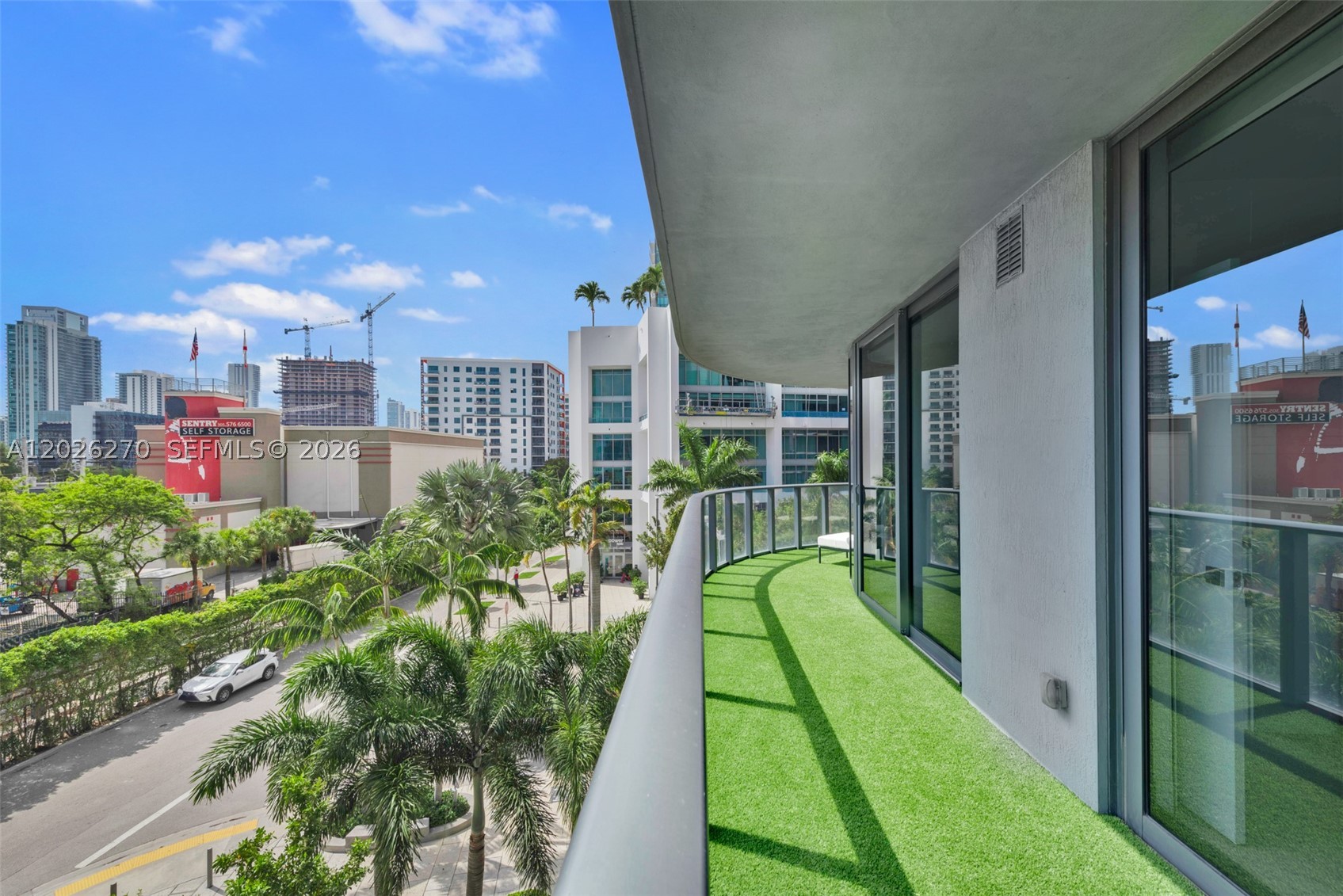 121 NE 34th St #L304, Miami FL 33137