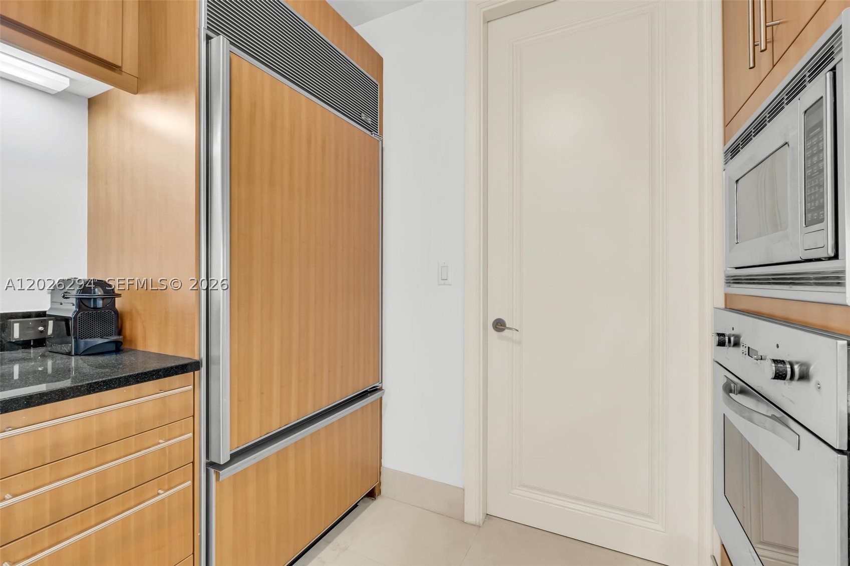 1425 Brickell Ave #51A, Miami FL 33131