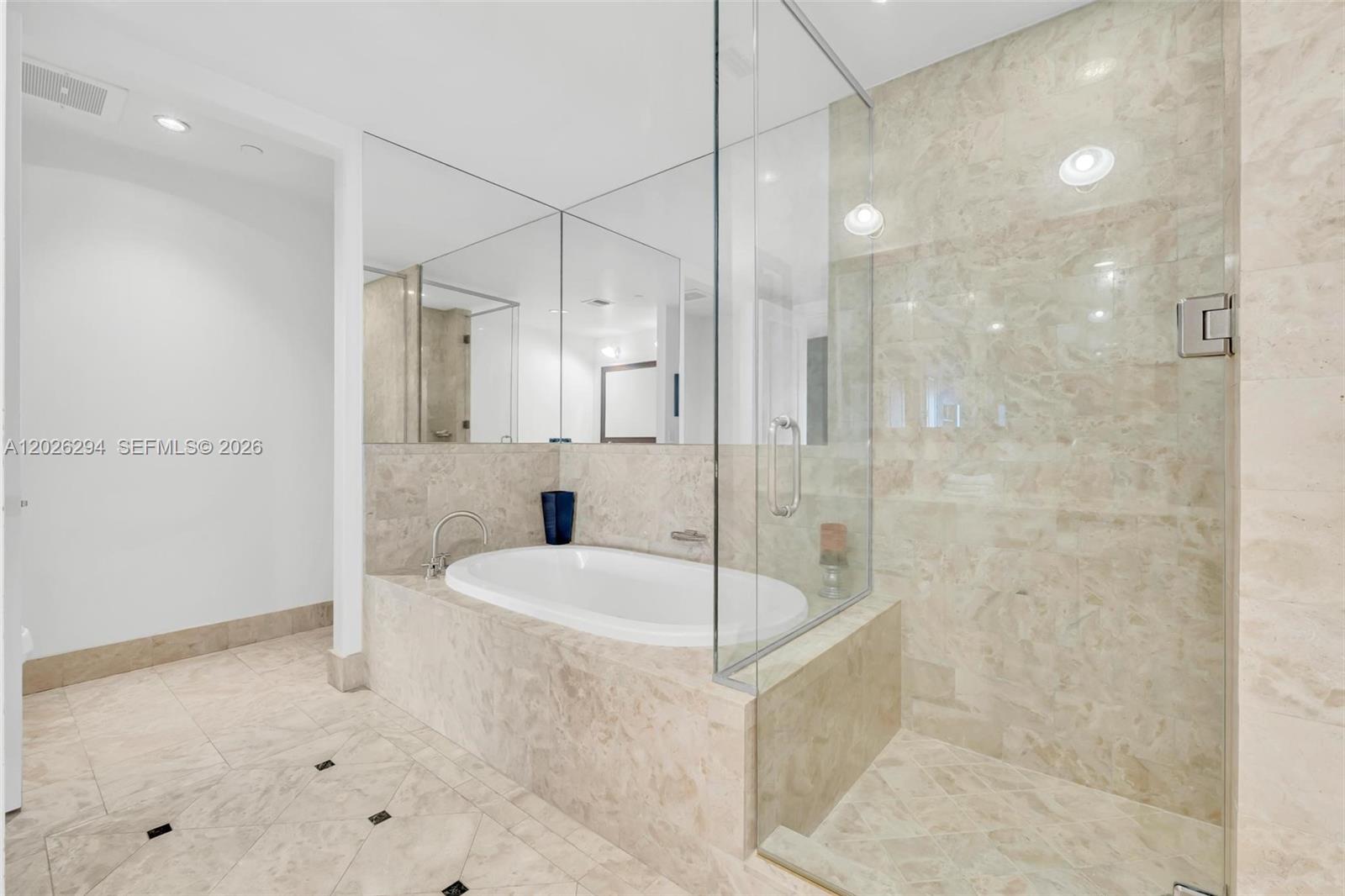 1425 Brickell Ave #51A, Miami FL 33131