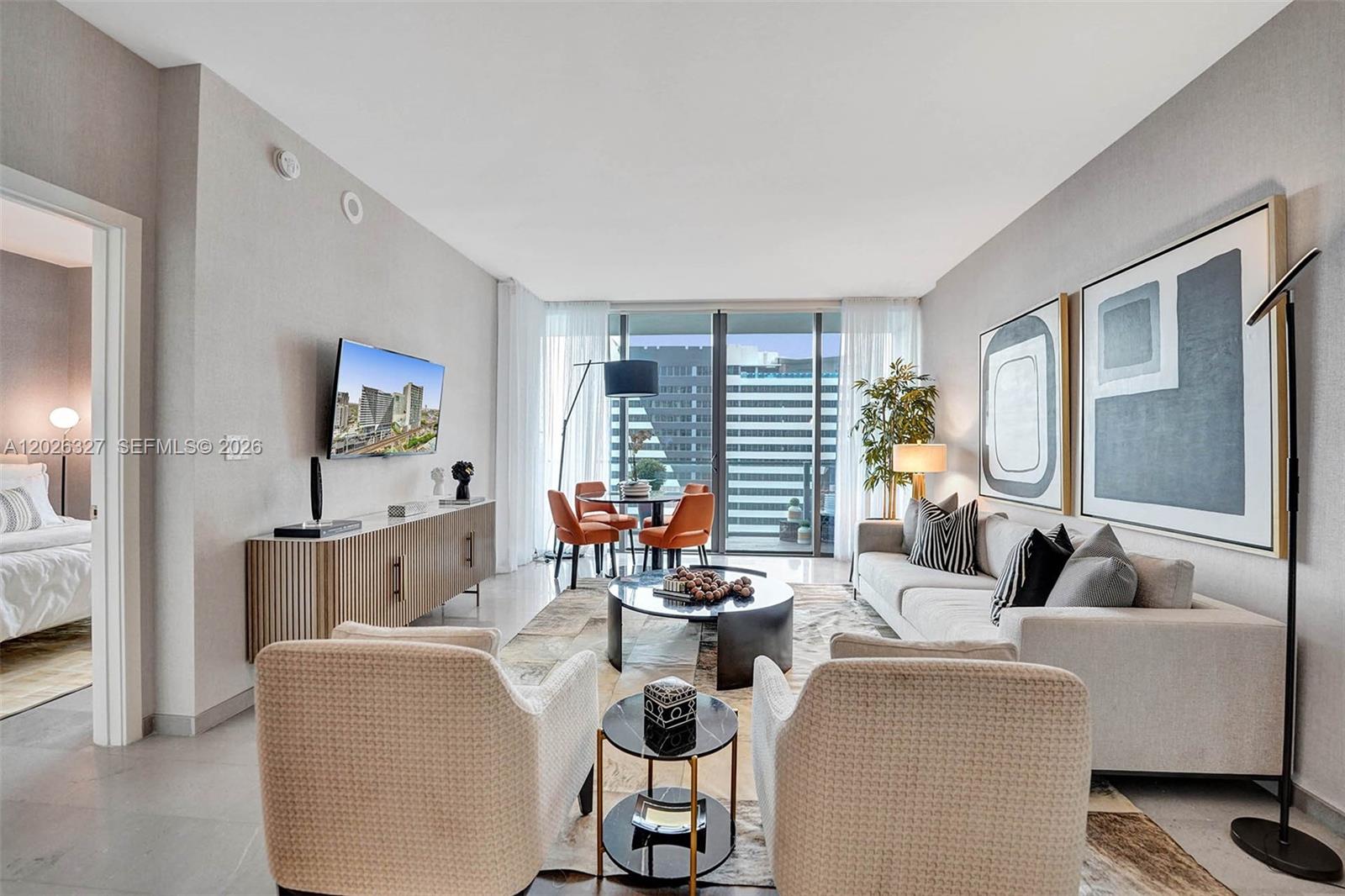 88 SW 7th St #1408, Miami FL 33130