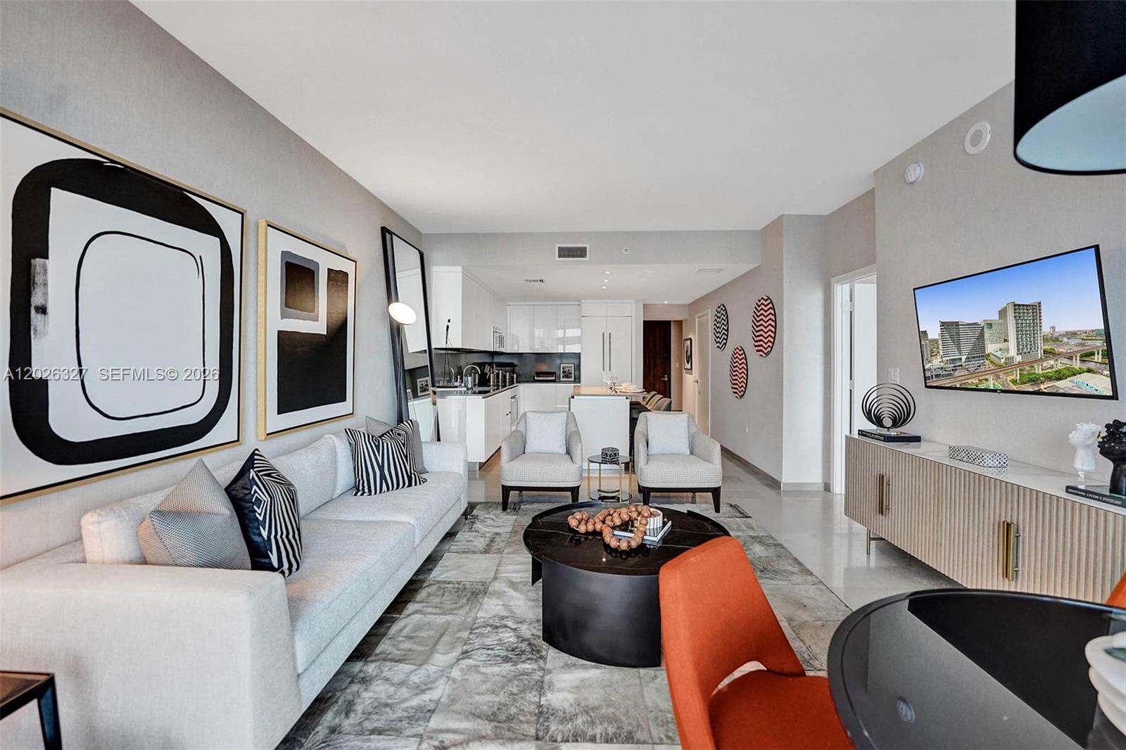 88 SW 7th St #1408, Miami FL 33130