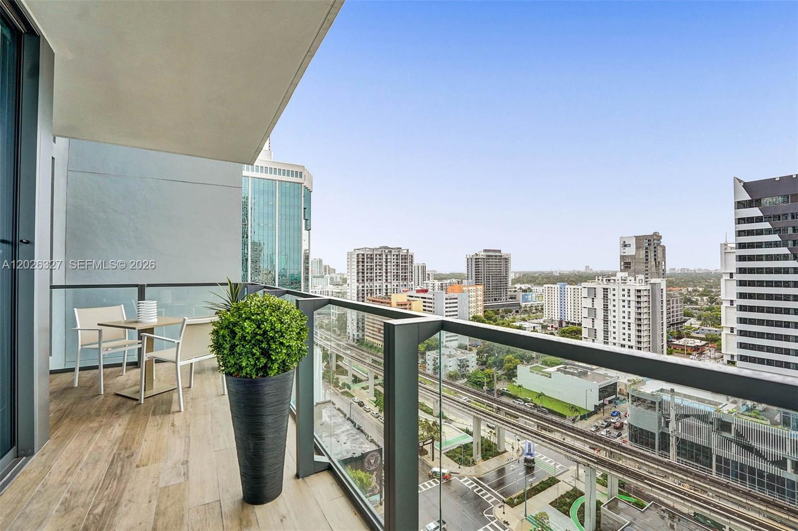 88 SW 7th St #1408, Miami FL 33130