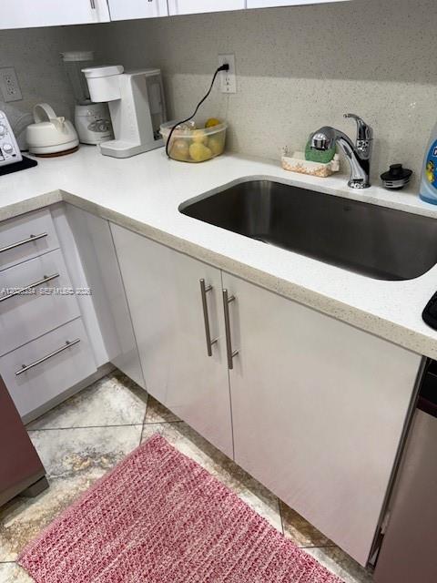 3701 N Country Club Dr #706, Aventura FL 33180
