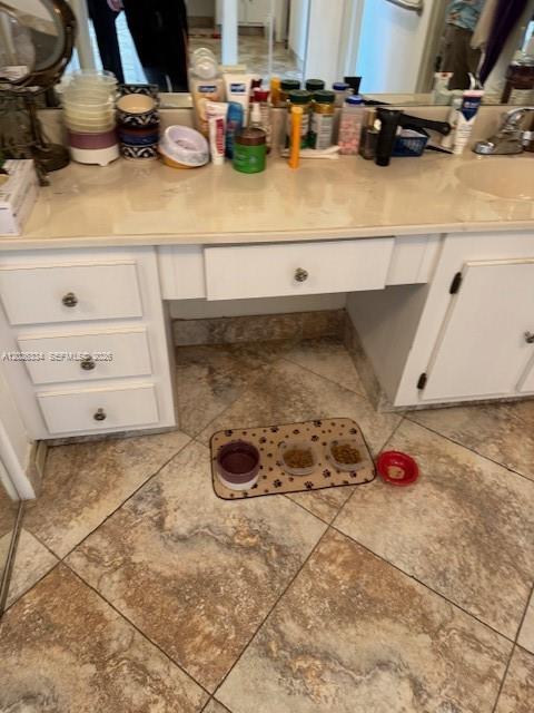 3701 N Country Club Dr #706, Aventura FL 33180