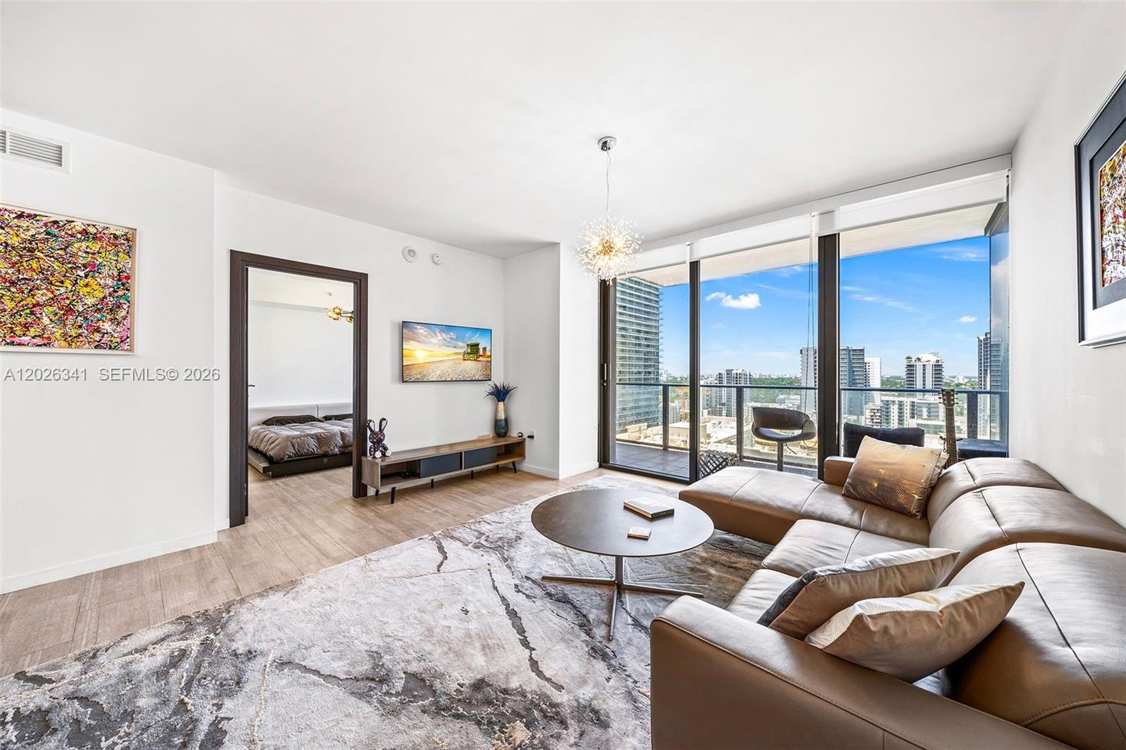1000 Brickell Plz #2111, Miami FL 33131