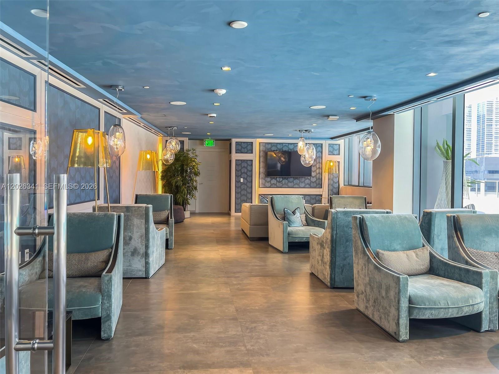 1000 Brickell Plz #2111, Miami FL 33131