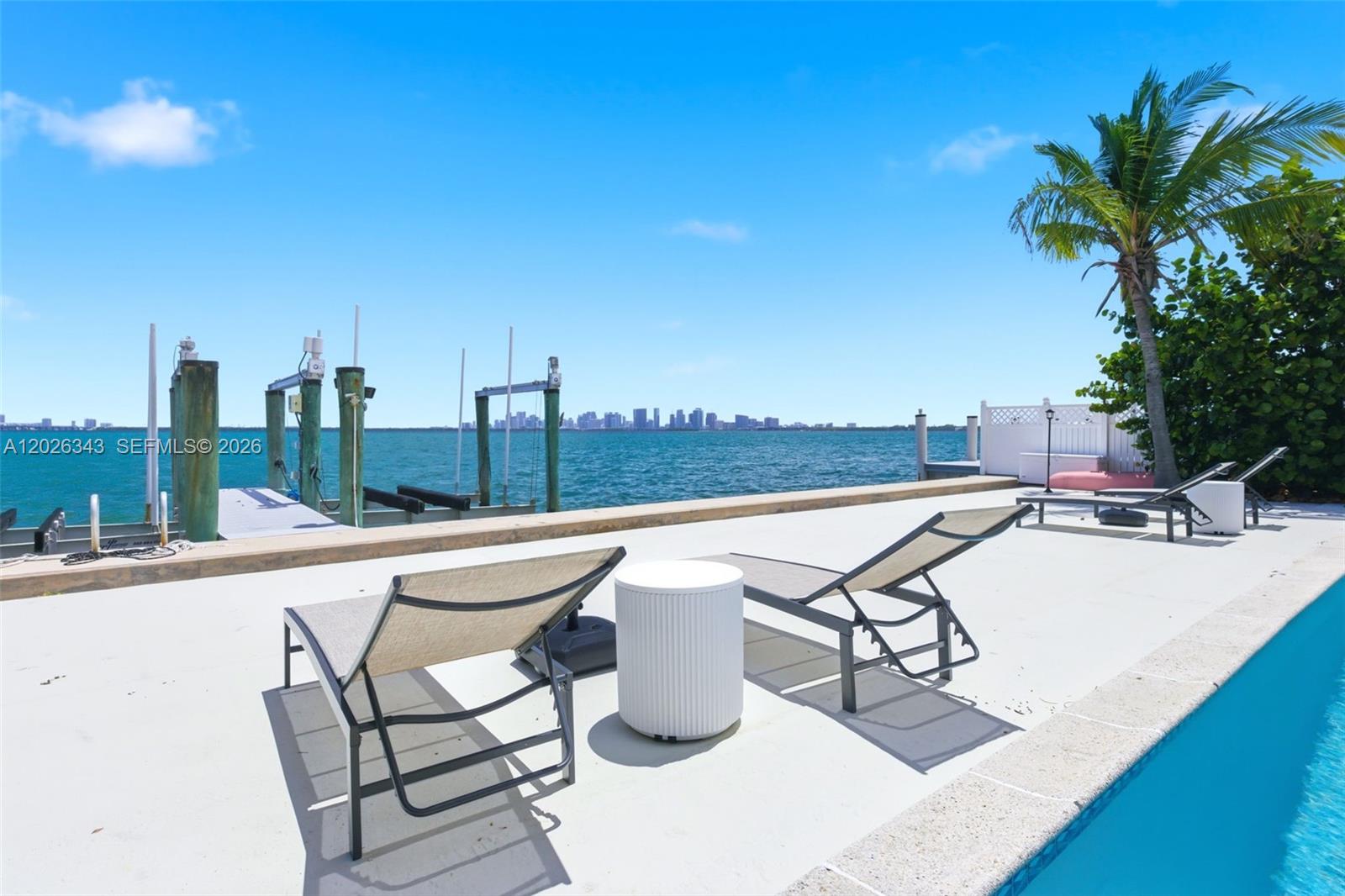 1510 S Treasure Dr #SINGLE, North Bay Village FL 33141