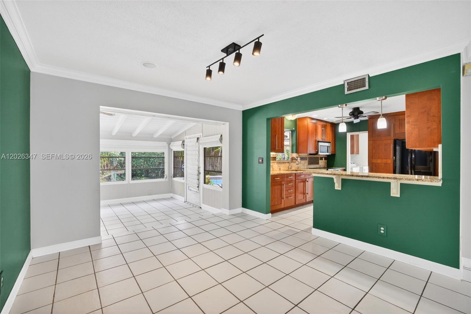1640 NE 60th St, Fort Lauderdale FL 33334
