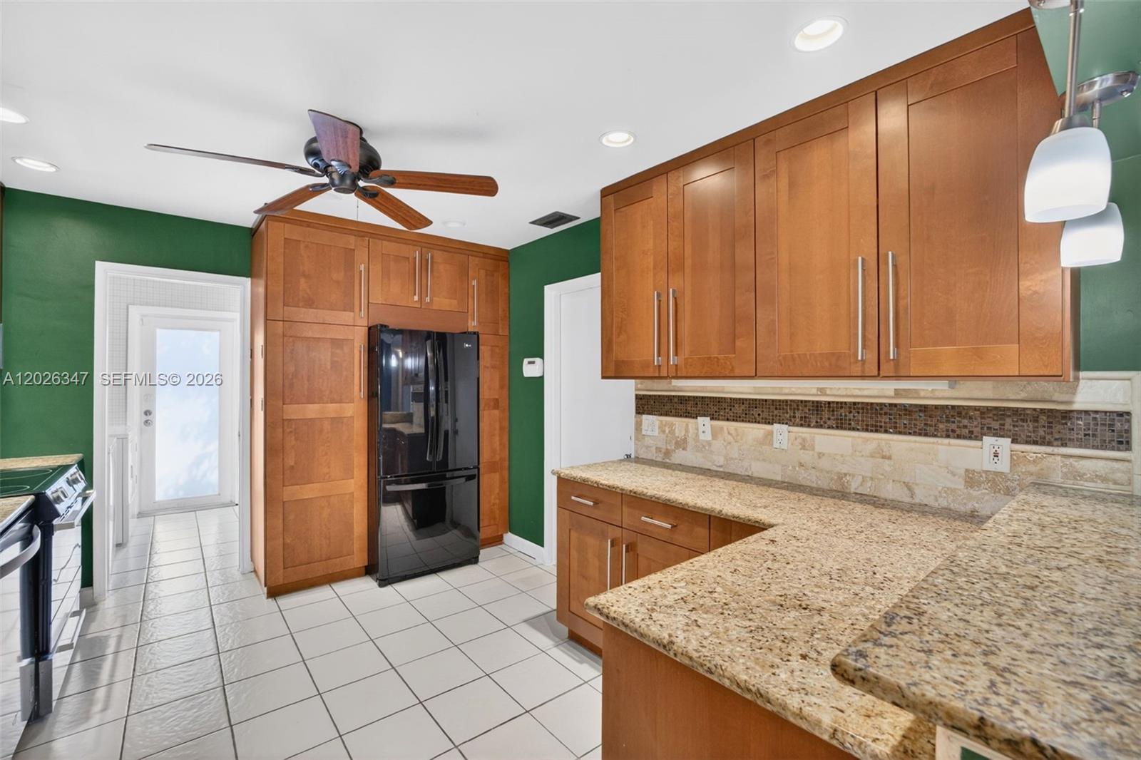 1640 NE 60th St, Fort Lauderdale FL 33334