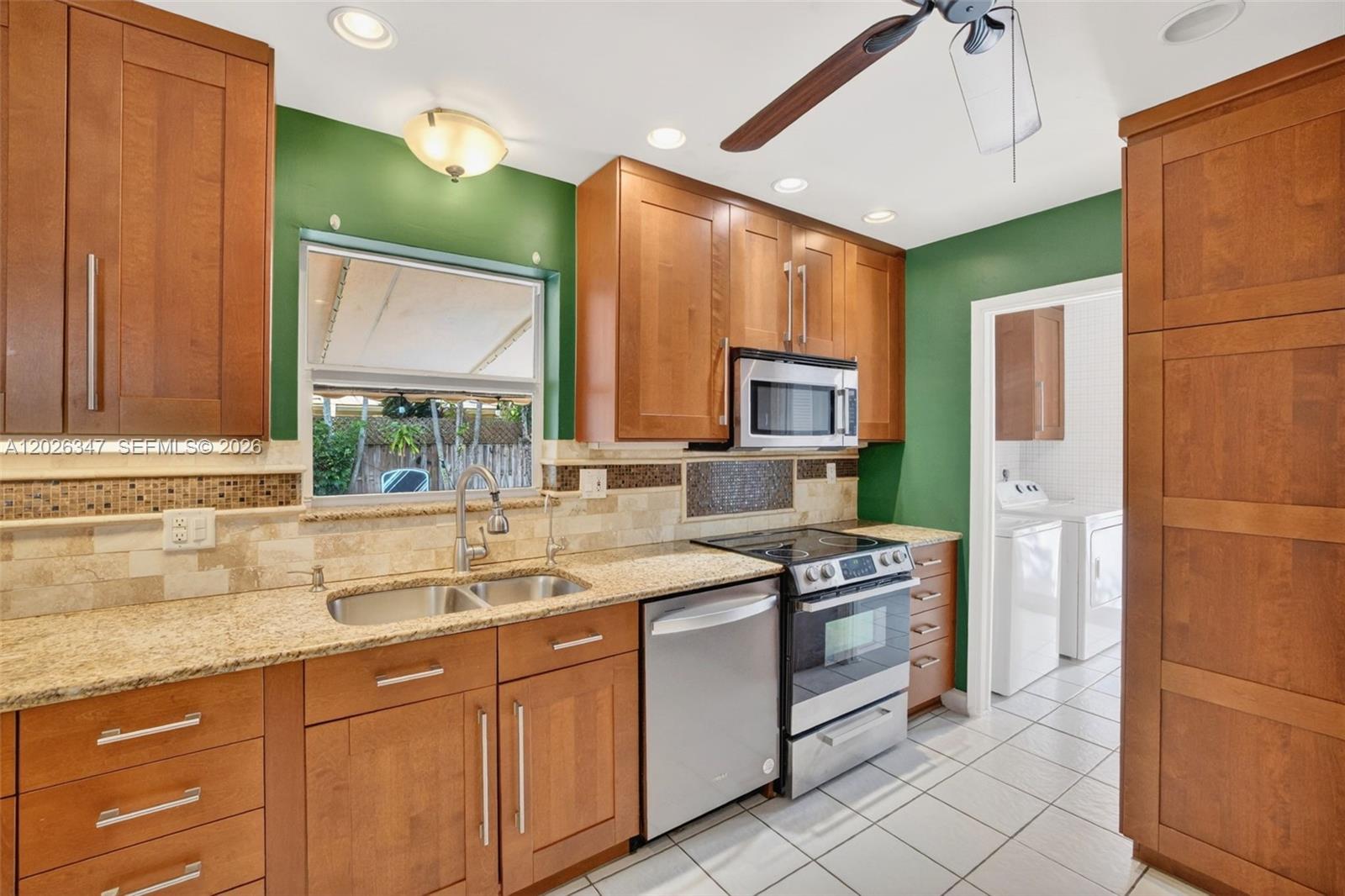 1640 NE 60th St, Fort Lauderdale FL 33334