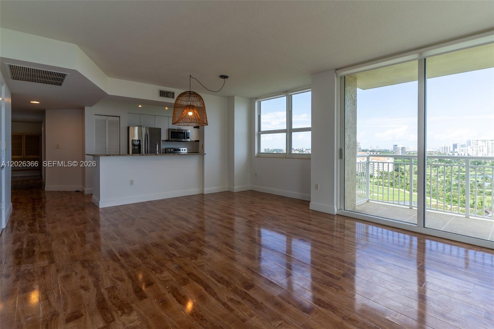 19501 W Country Club Dr #1603, Aventura FL 33180