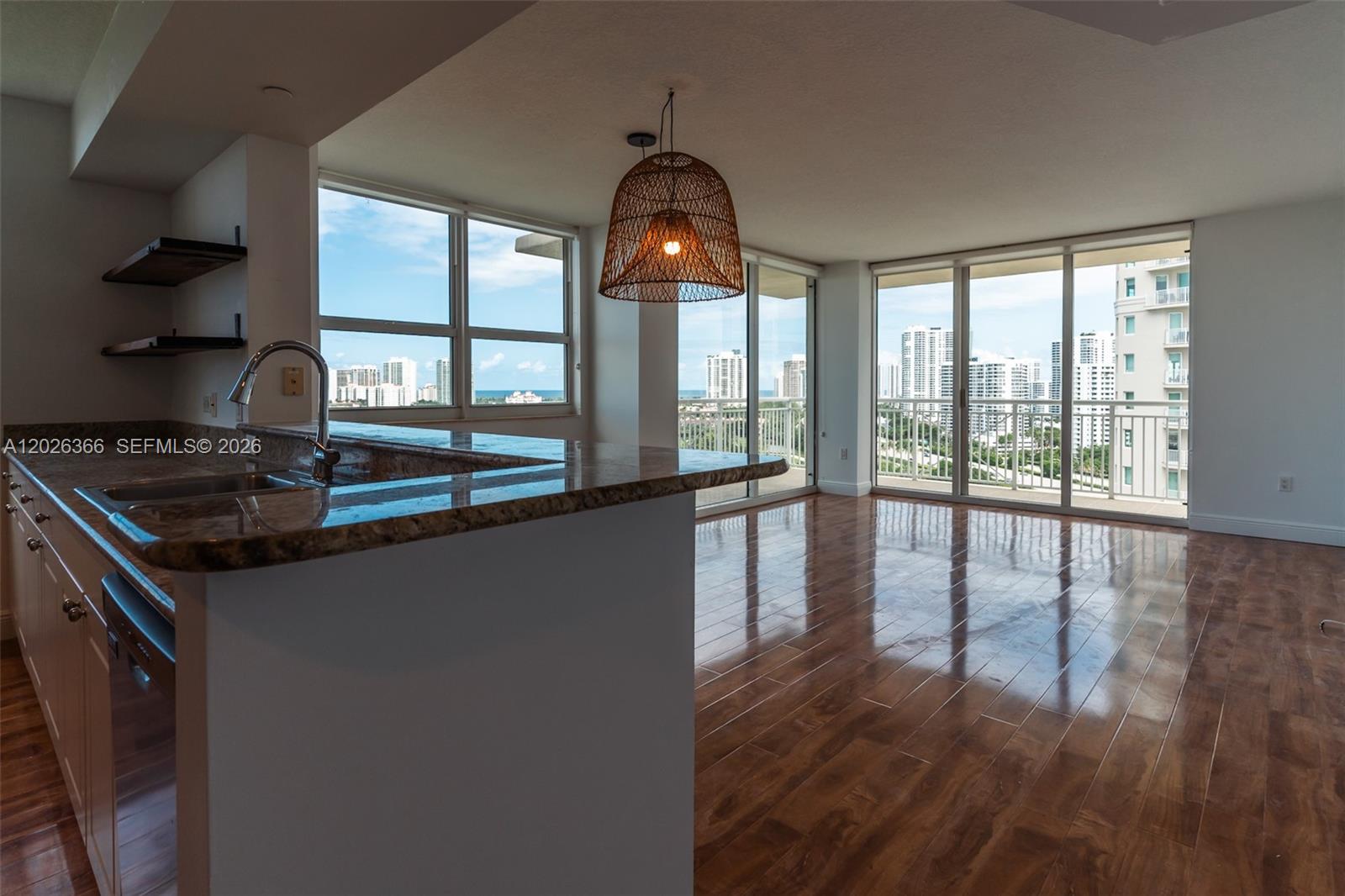 19501 W Country Club Dr #1603, Aventura FL 33180