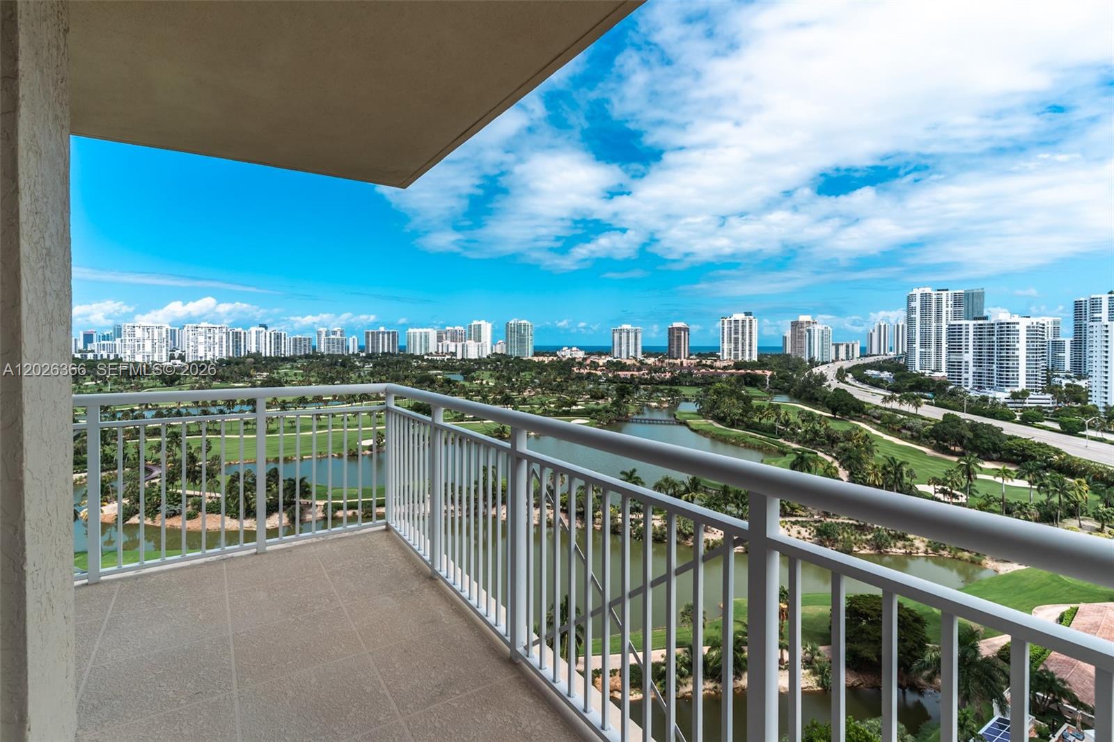 19501 W Country Club Dr #1603, Aventura FL 33180