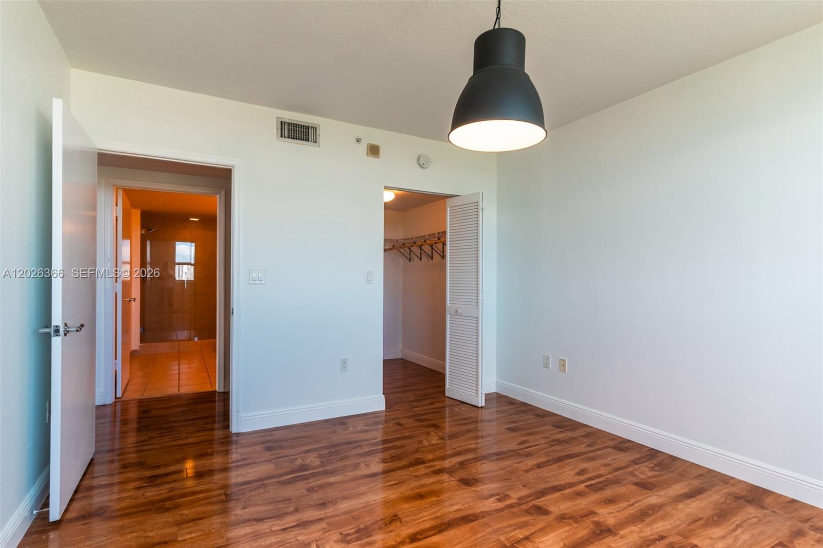 19501 W Country Club Dr #1603, Aventura FL 33180