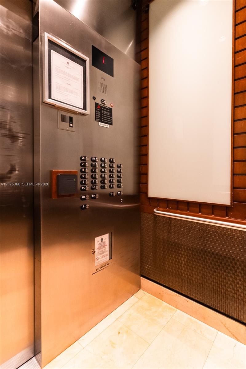 19501 W Country Club Dr #1603, Aventura FL 33180