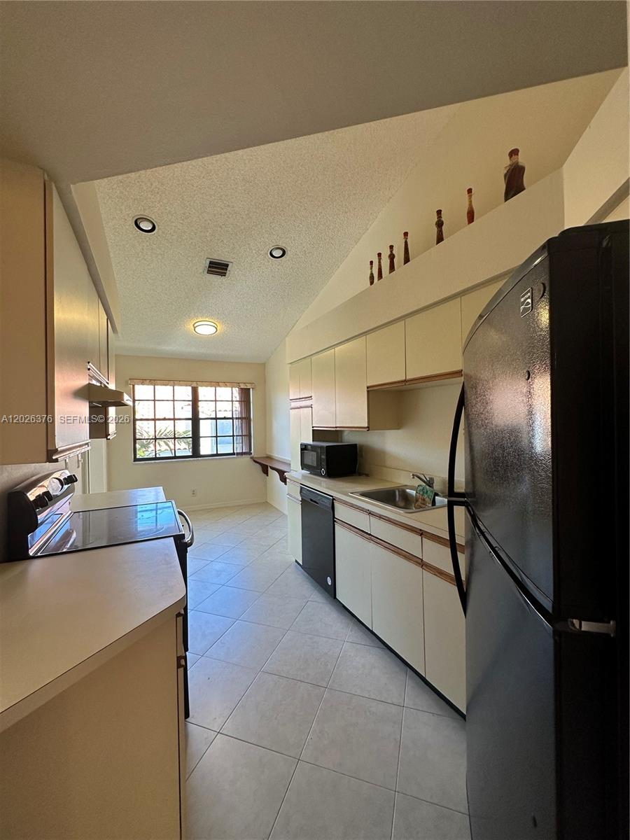 3176 Arbor Ln #2506, Hollywood FL 33021