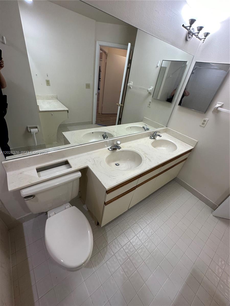 3176 Arbor Ln #2506, Hollywood FL 33021