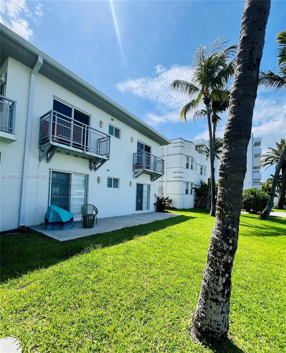 6905 Bay Dr #13, Miami Beach FL 33141