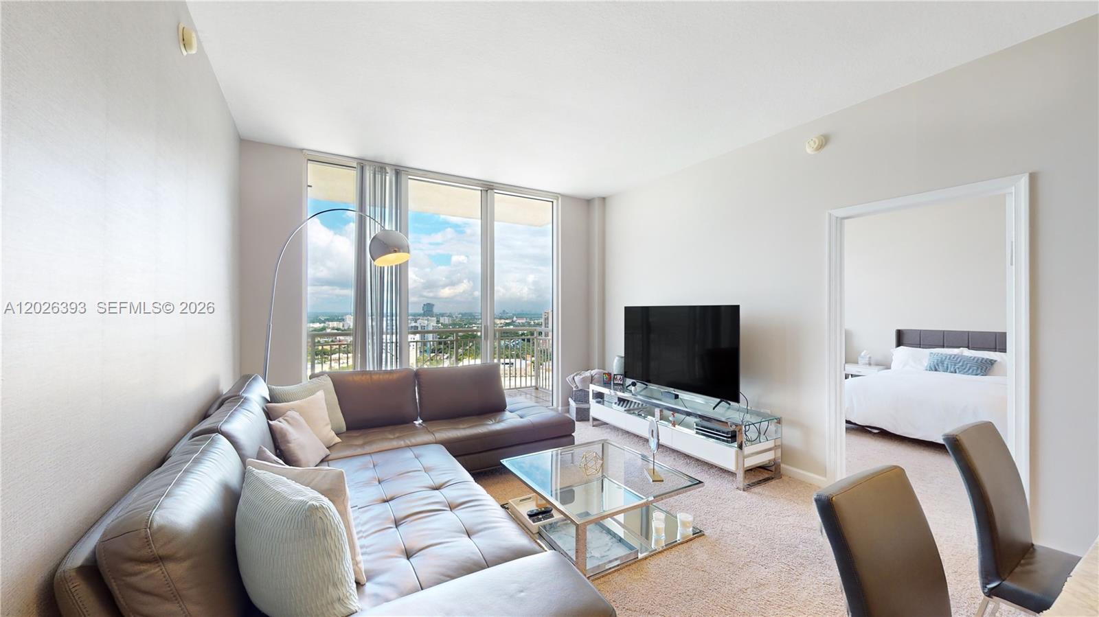 19501 W Country Club Dr #PH-10, Aventura FL 33180
