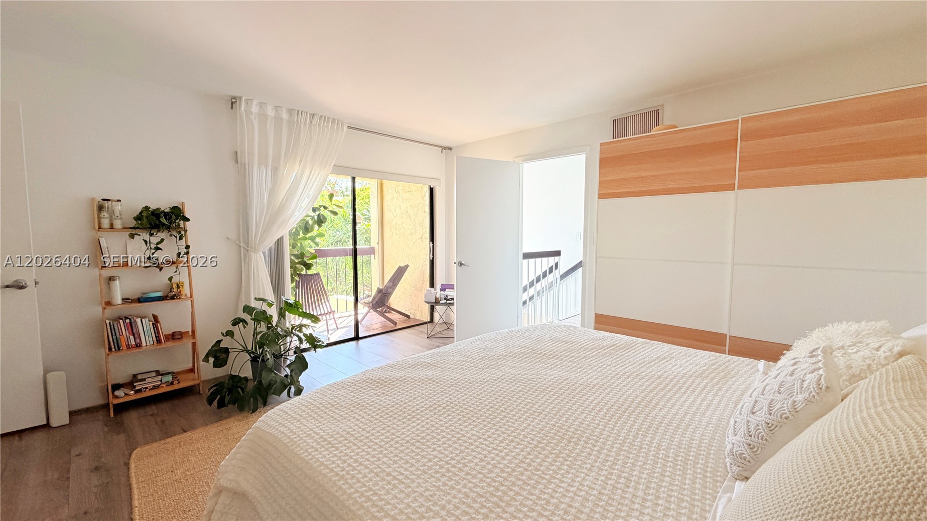 Miami FL 33129 - A12026404