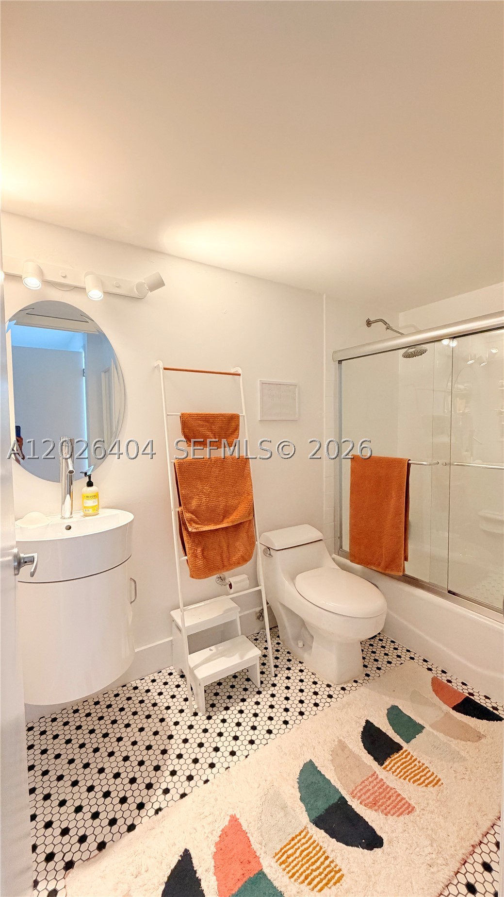 Miami FL 33129 - A12026404