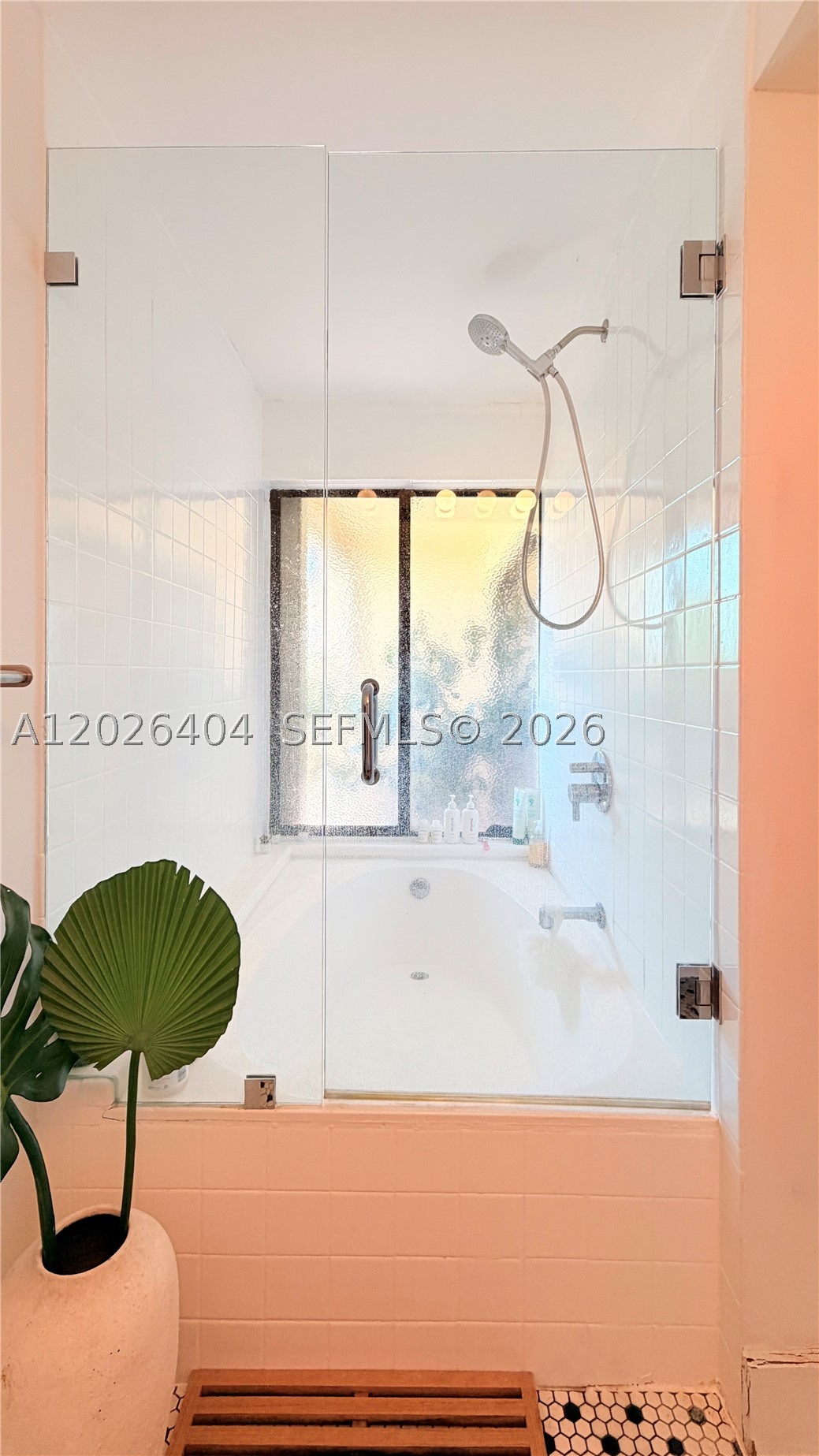 Miami FL 33129 - A12026404