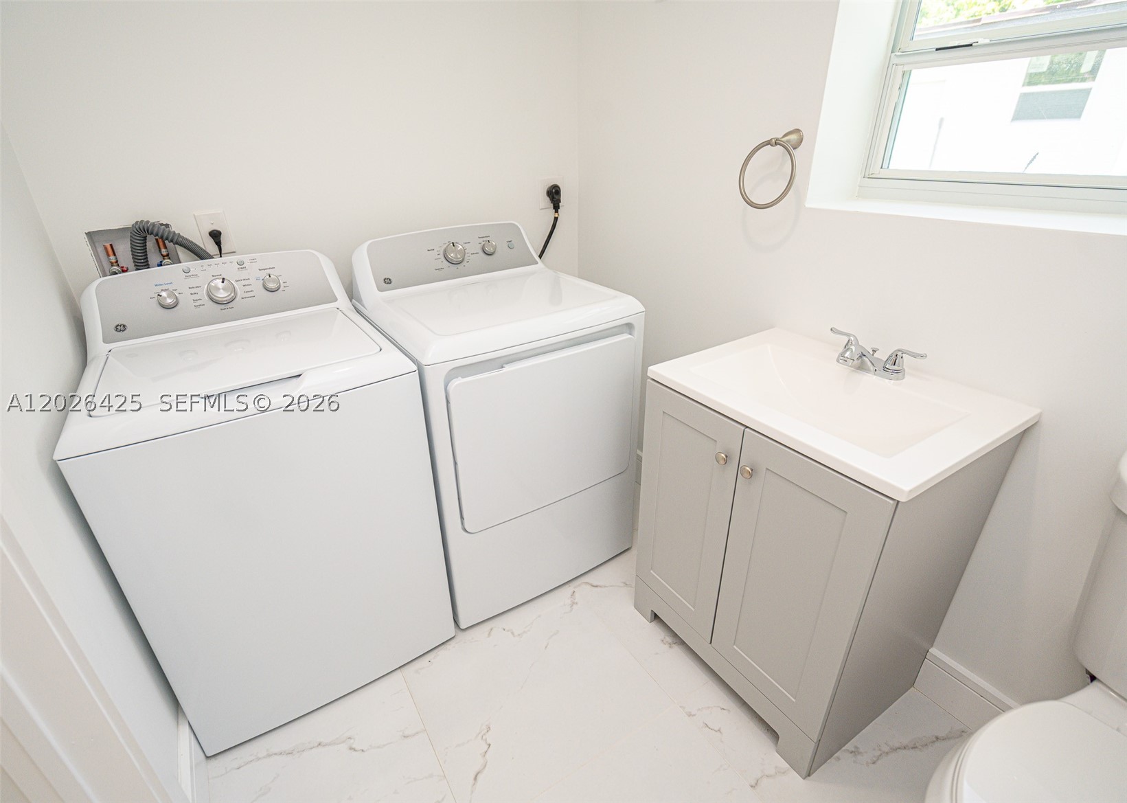 20720 NW 34 Avenue, Miami Gardens FL 33056